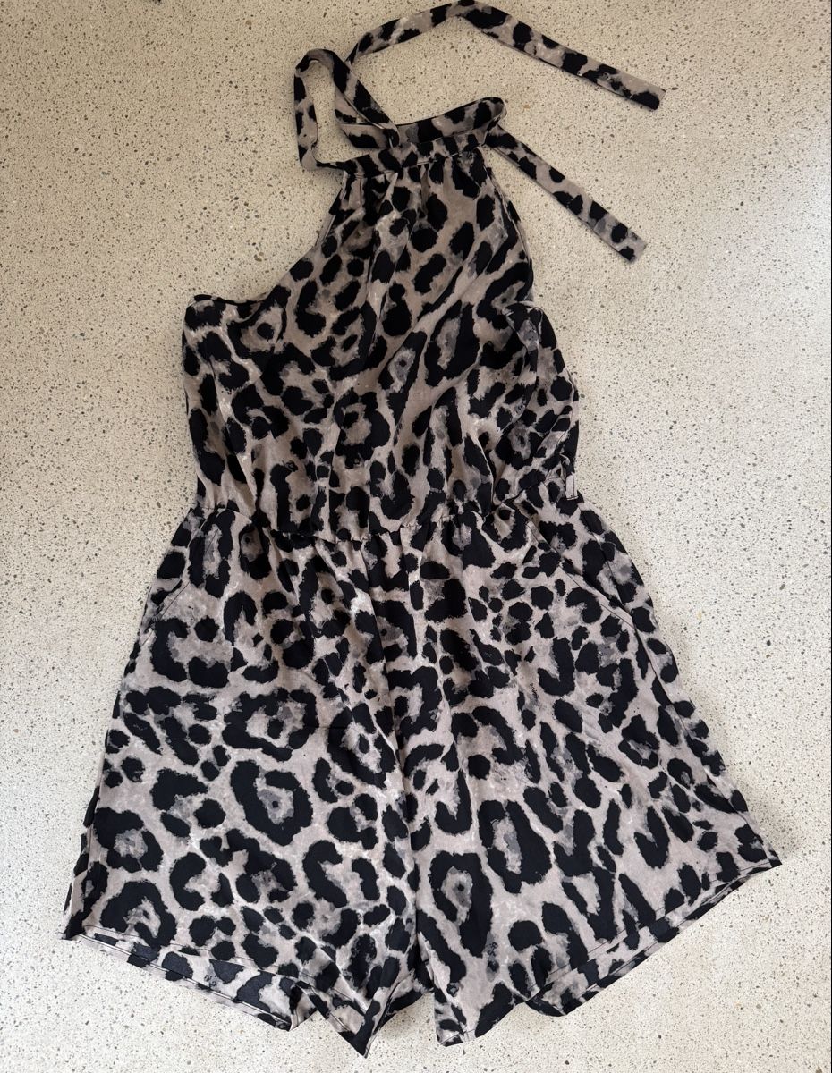 Shein Tute: Leopard print Halter Romper NEU – Nuovo e nell'imballaggio originale da Zürich venduto da di_archive 2