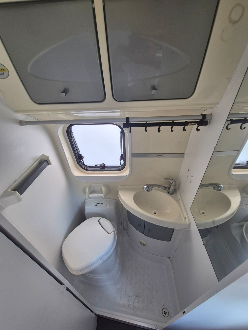 Fiat Veicoli da campeggio: Fiat Ducato Camper Wohnmobil – Usato da Selzach venduto da Glatze66 9