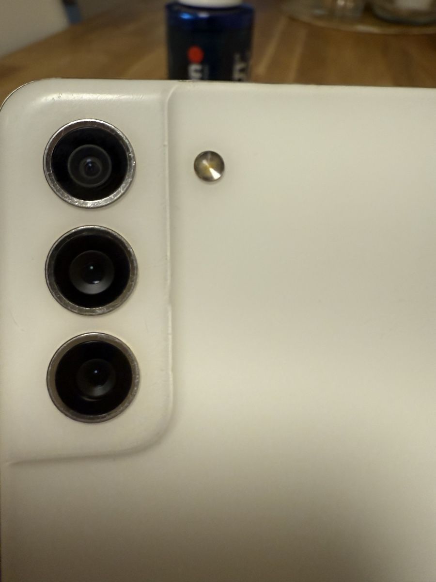 Samsung Handys / Smartphones: Samsung Galaxy S21FE 5 G – Gebraucht aus Hägendorf von yil_69xx 5