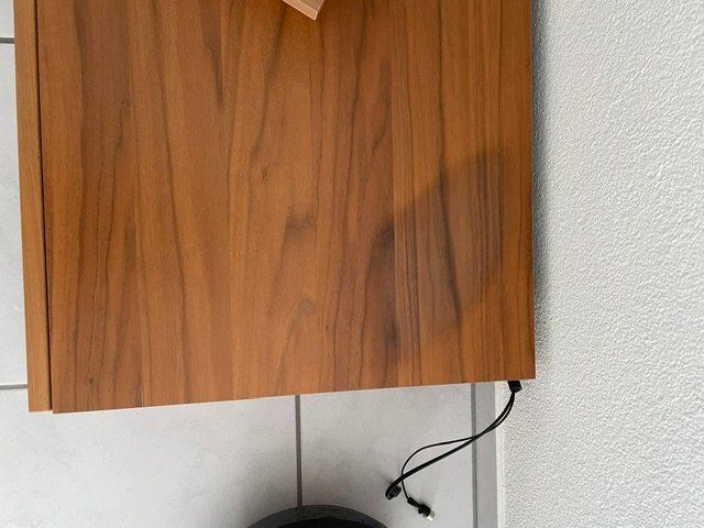 Mobili TV: Fernseh-Sideboard und Couchtisch – Usato da Adliswil venduto da Odette3 3