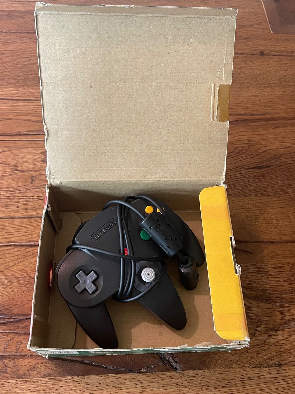 Nintendo Controller: Nintendo 64 N64 Controller Schwarz OVP - gebrauchter Zustand – Gebraucht aus Zuerich von Dorsi 2