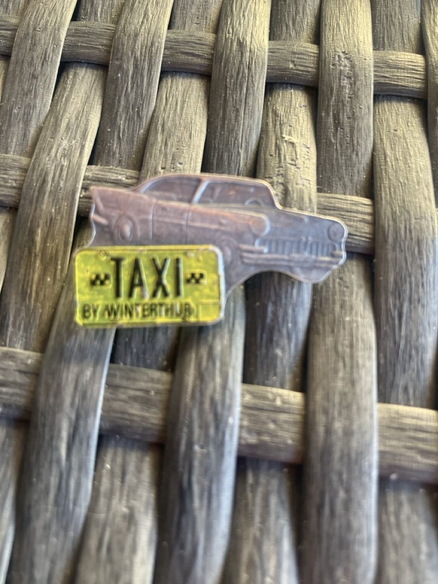 Plaquettes & Badges: Pin Taxi Winterthur – D'occasion à Eschlikon TG par Urs.knopf