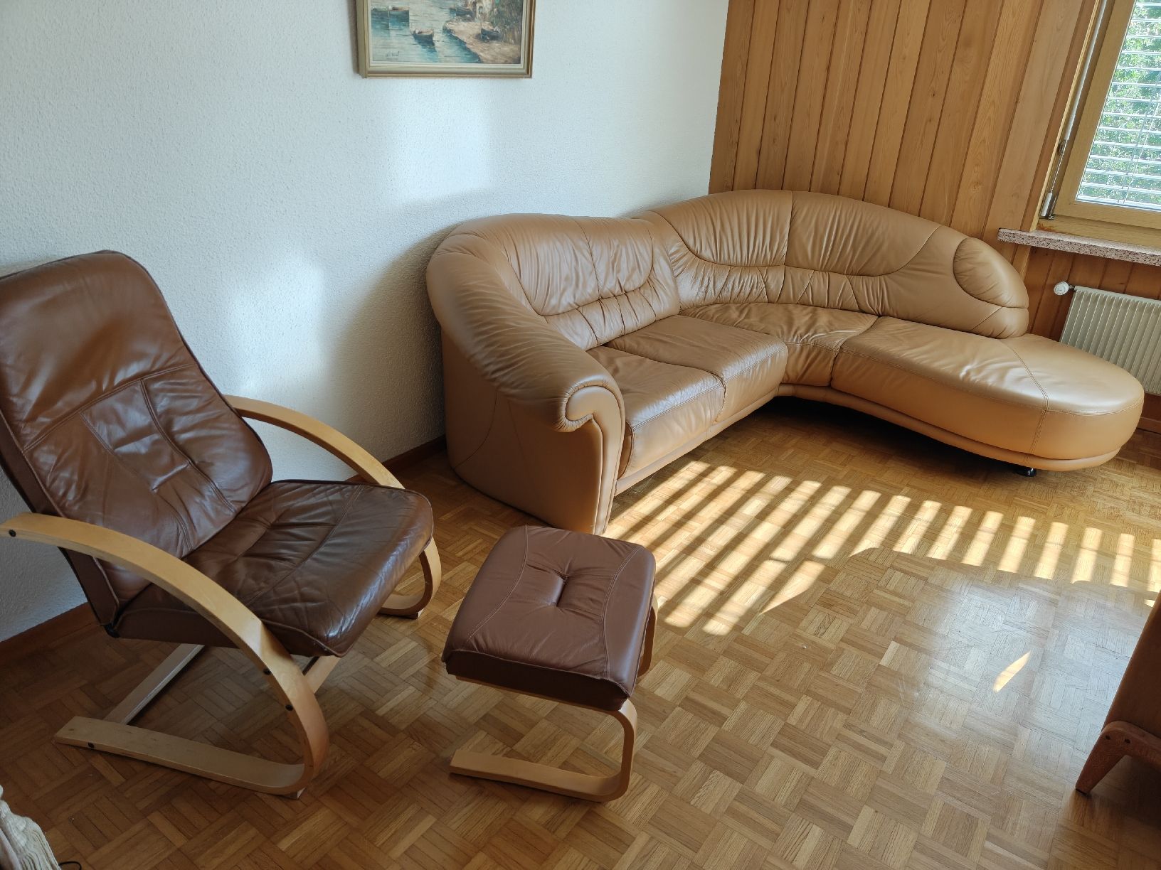 Sofas: Leather sofa and chair – Gebraucht aus Domat/Ems von djpuser01 2