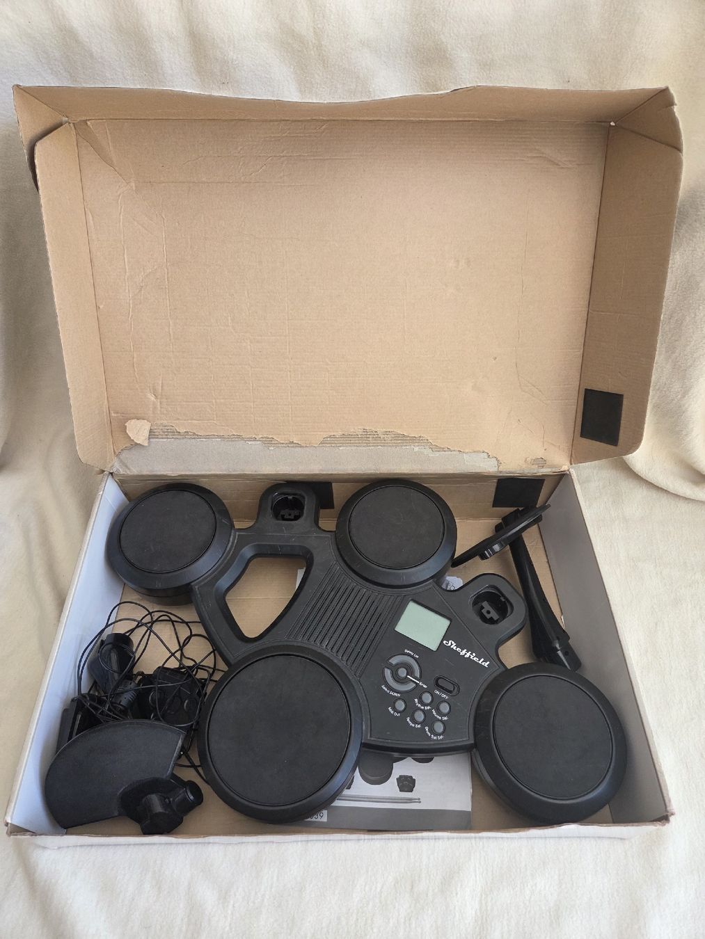 Musikinstrumente: Batterie Électronique 6 pads avec – Gebraucht aus Cudrefin von SimSone1 1