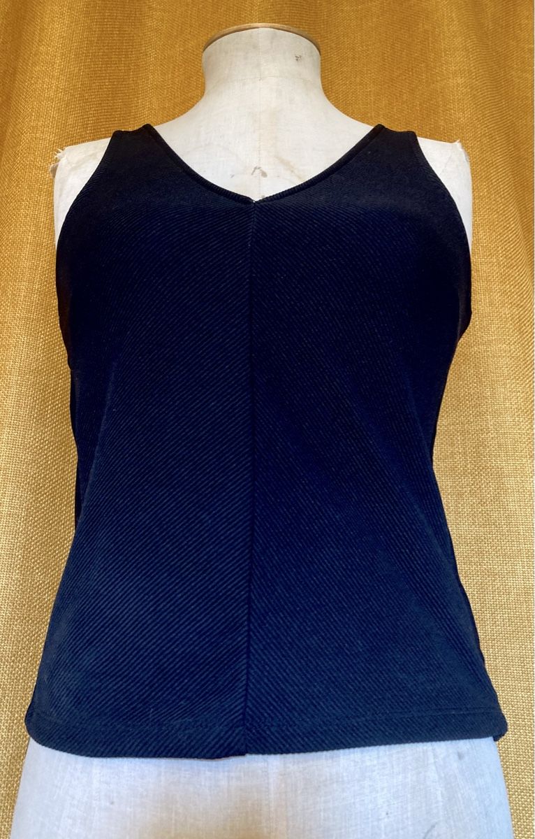 H&M Top: Top noir en Lycra – Usato da Ardon venduto da hel_2sxp