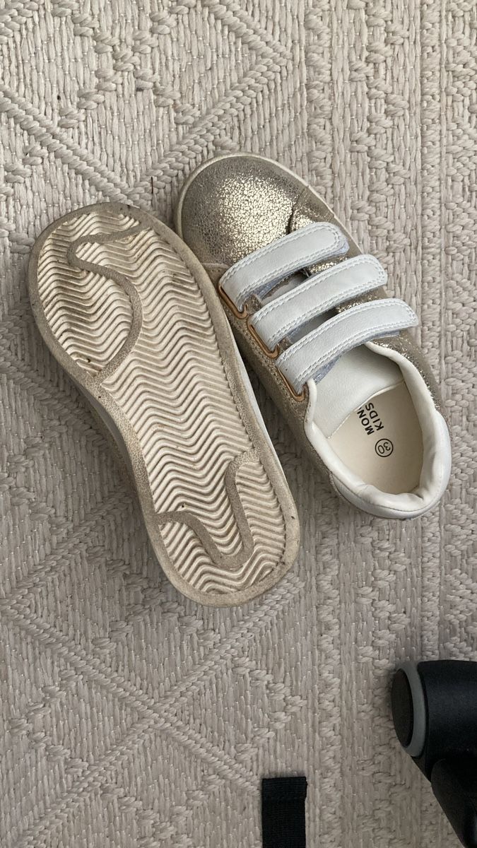Scarpe per ragazzi: Baskets dorées (30) – Usato da Bremgarten b. Bern venduto da nathalie83 2