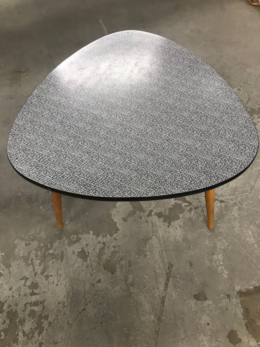 Tavoli: Couchtisch – Usato da Zürich venduto da Zapro 1