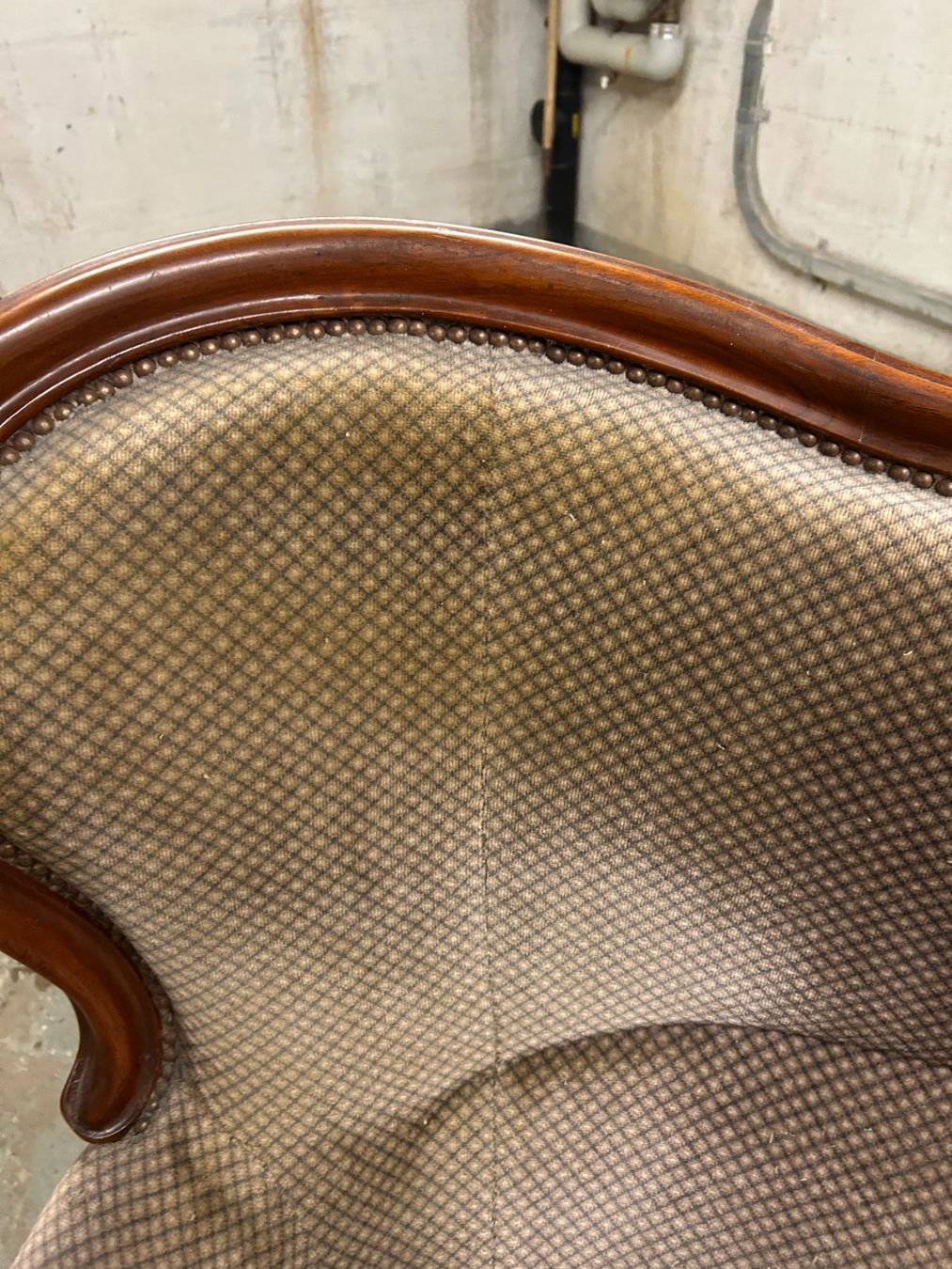 Divani: Altes Sofa mit zwei Stühle – Usato da Würenlingen venduto da 12345678 1