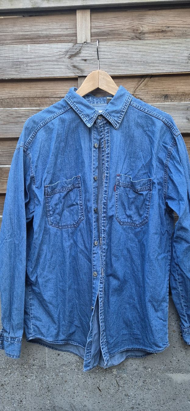 Levi's Jeans: Levis Jeanshemd Grösse L – Usato da Birsfelden venduto da gui_m5m9