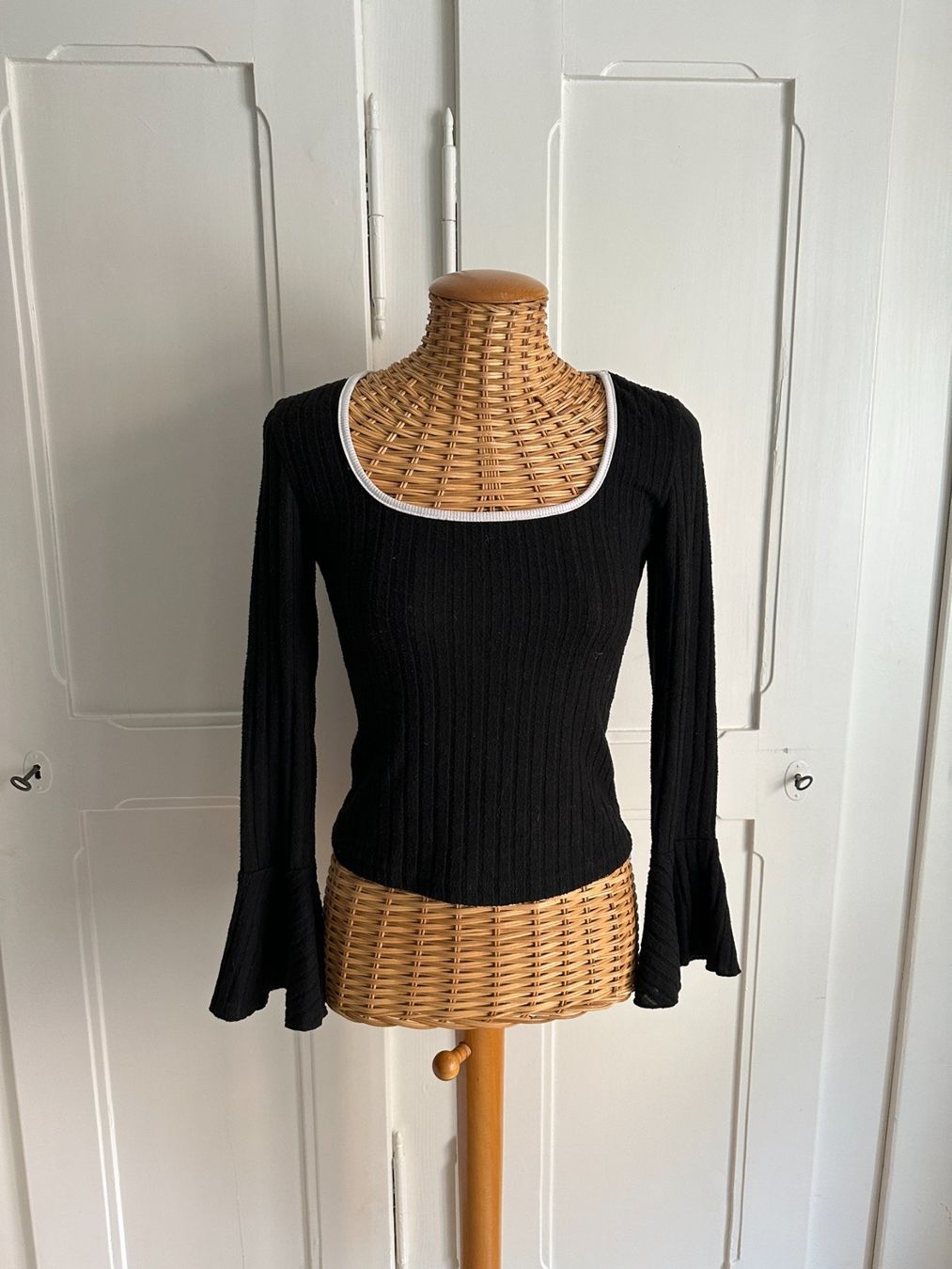 T-shirt: Langarmshirt schwarz XS – Usato da Zürich venduto da Diazaio
