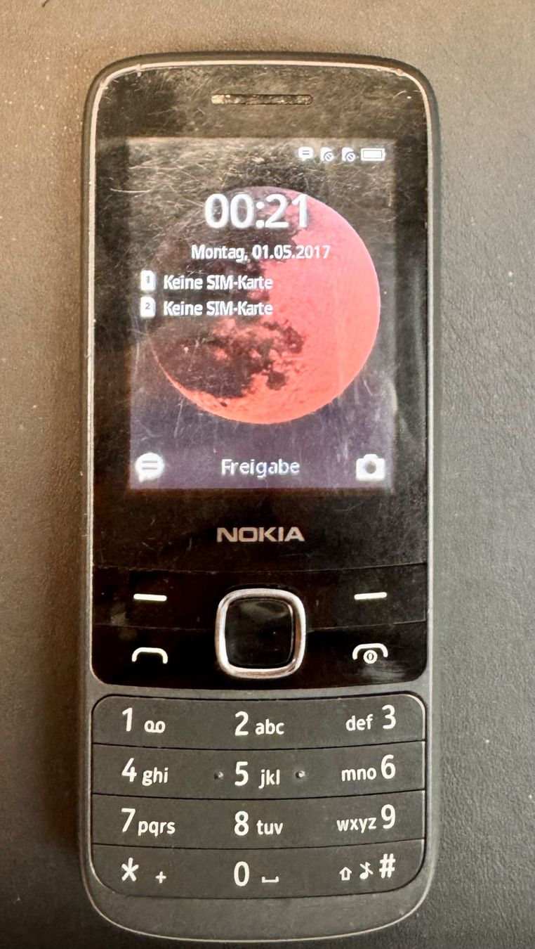Nokia Portables: Nokia 225 4G Dual SIM – D'occasion à Hermetschwil-Staffeln par Mobile2013