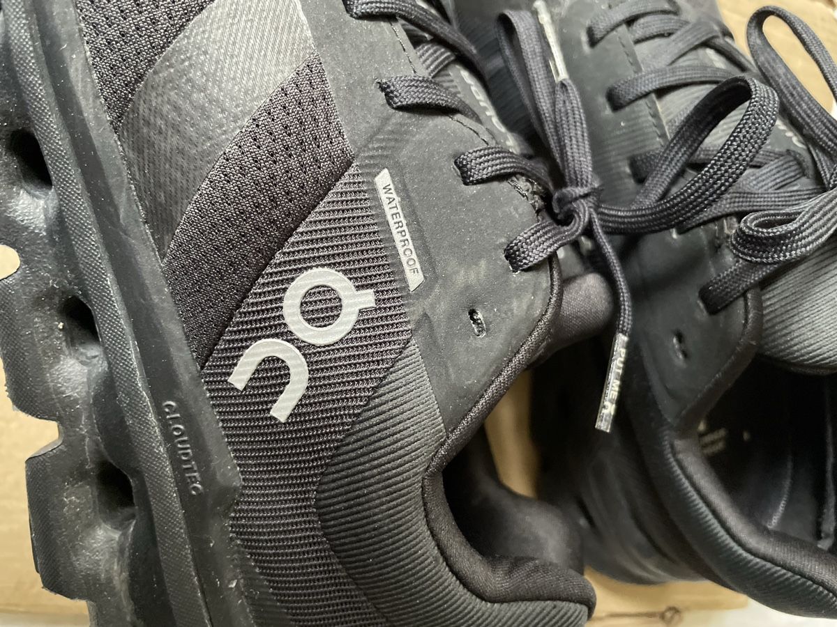 On Scarpe da donna: On Waterproof Running Shoes – Usato da Zürich venduto da Asolomon 2