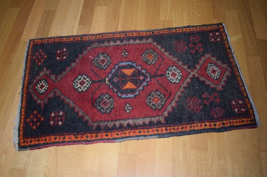 Tappeti: Vieux Tapis d'Orient – Usato da Brügg BE venduto da Aristotolius 2