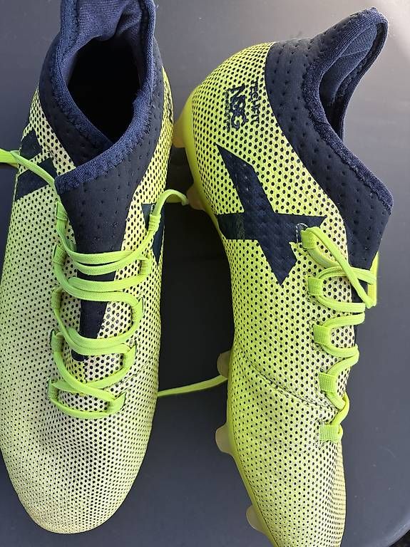 Scarpe da uomo: Fussballschuhe – Usato da Bern venduto da Adriana2016 1