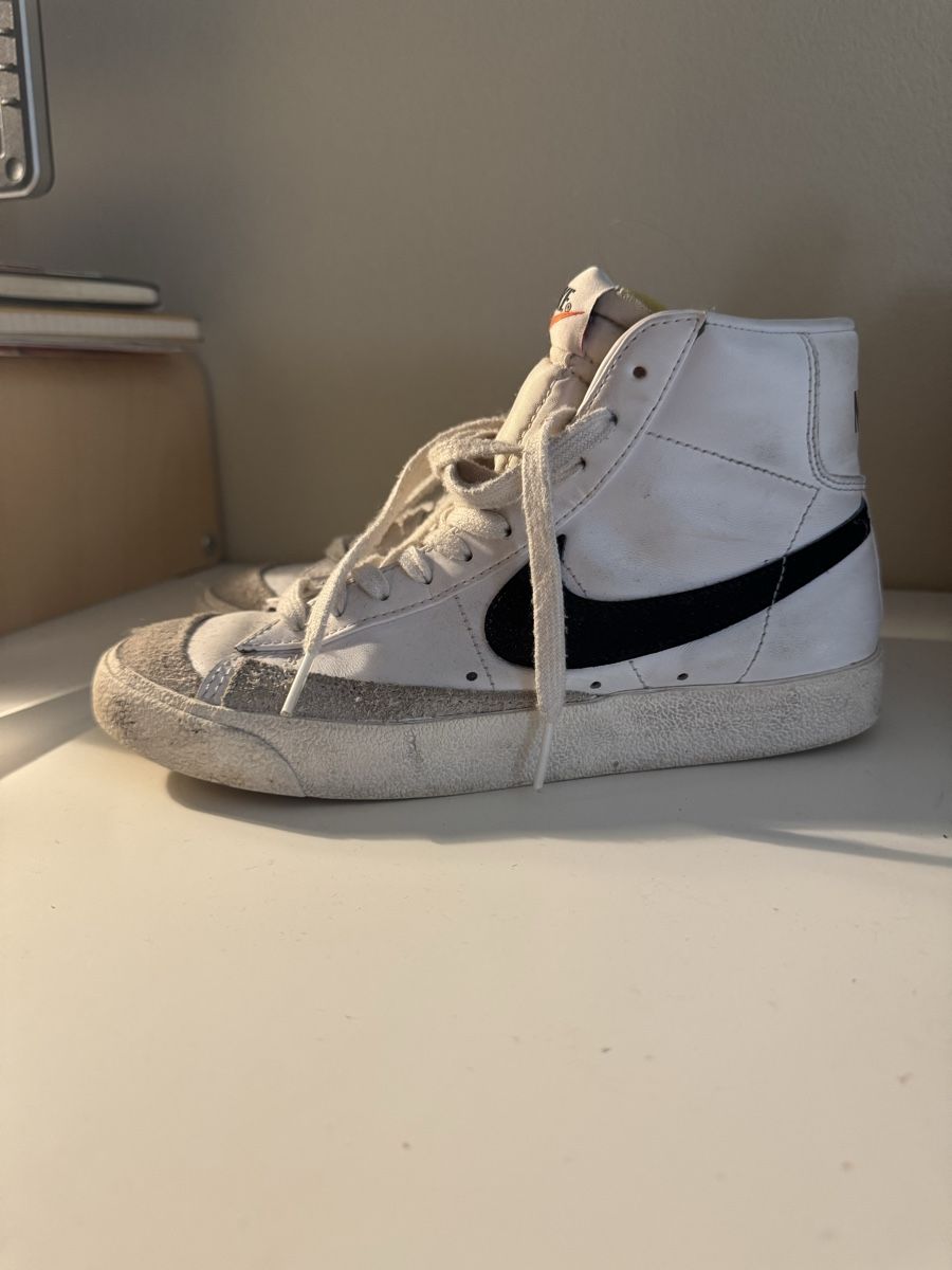 Nike Scarpe da donna: Nike Blazer 38 – Nuovo (secondo la descrizione) da Niederrohrdorf venduto da 05f_qbj6