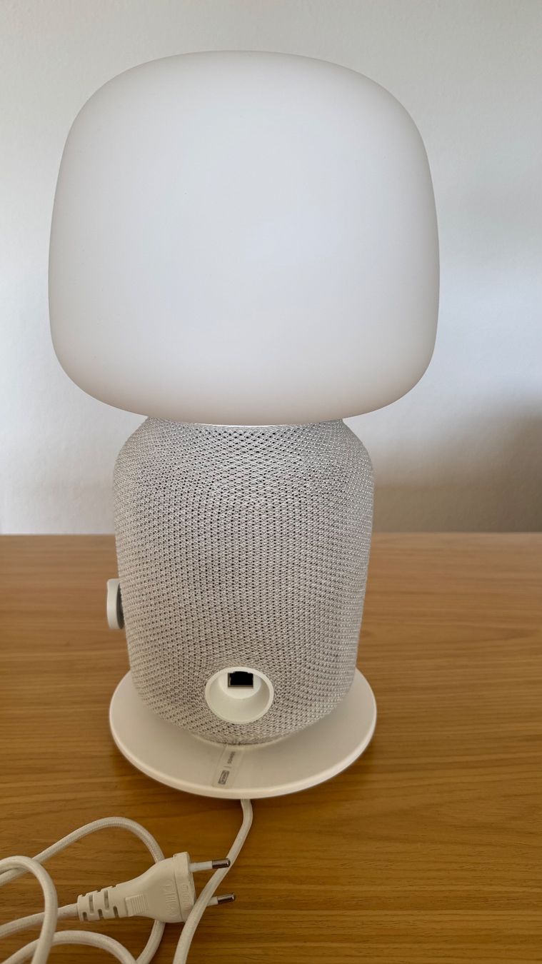 Sonos Casse acustiche: Sonos / IKEA SYMFONISK Tischleuchte mit WiFi-Speaker – Usato da Fällanden venduto da Escheli 1