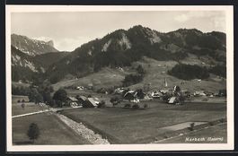 Marbach /Luzern, Ortspartie mit Bergen