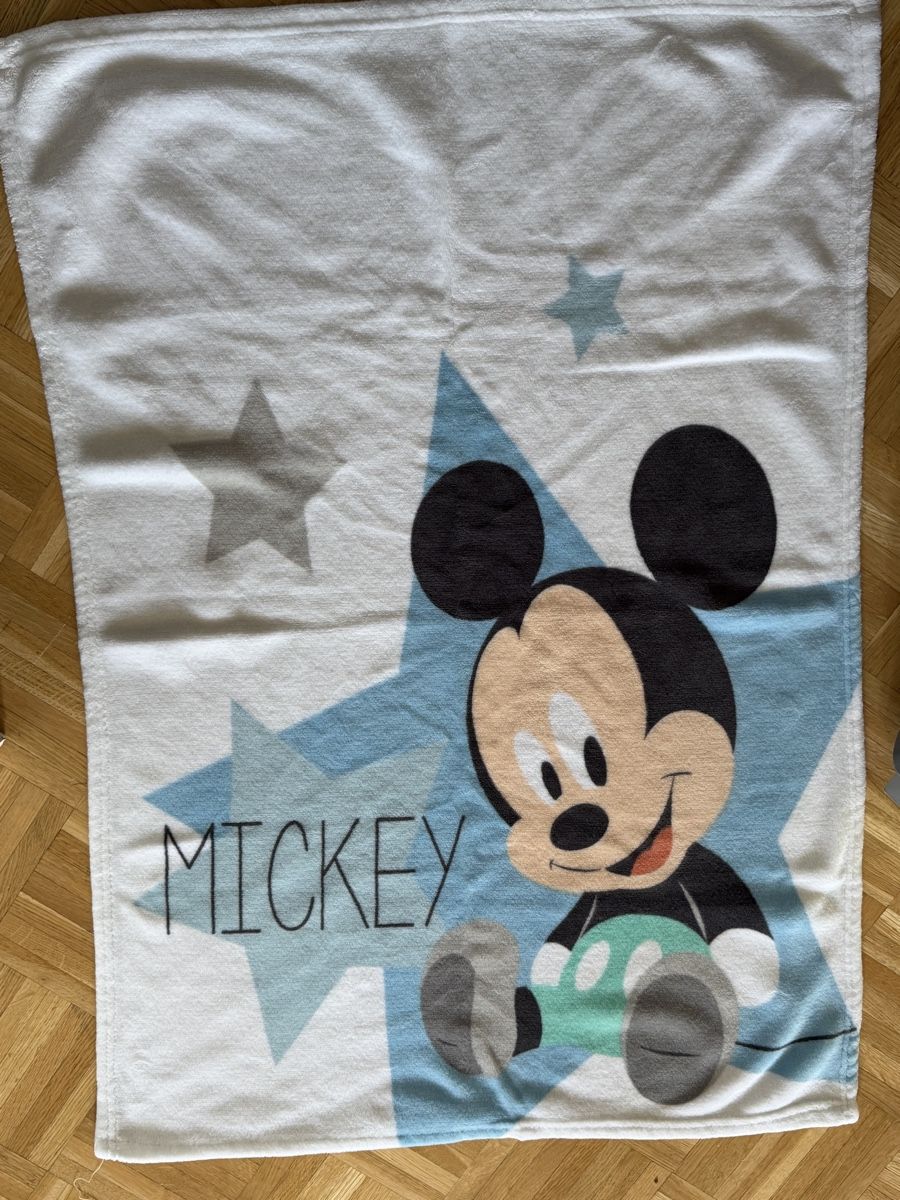 Disney Coperte: Couverture douce Mickey Mouse  comme neuve – Usato da La Chaux-de-Fonds venduto da Sabinchenn