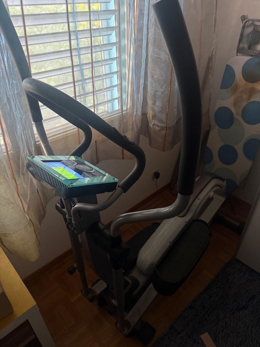 Hometrainer: Crosstrainer Cardiostrong EX20 – Usato da Ins venduto da Valentino.St.