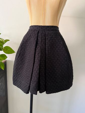 COS Rock schwarz mit Struktur moderner Design-Look, Gr. 36