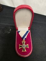 Orden Ehrenzeichen Kreuz mit Etui, Top Zustand, Sammlerstück