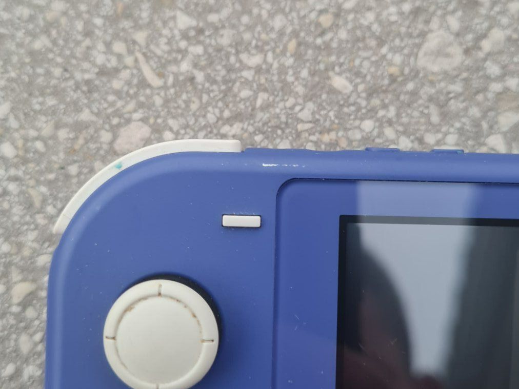 Nintendo Console: Spielkonsole / Nintendo / Switch Light / Blau / JG 2021 – Usato da Safenwil venduto da Husqi2000 4