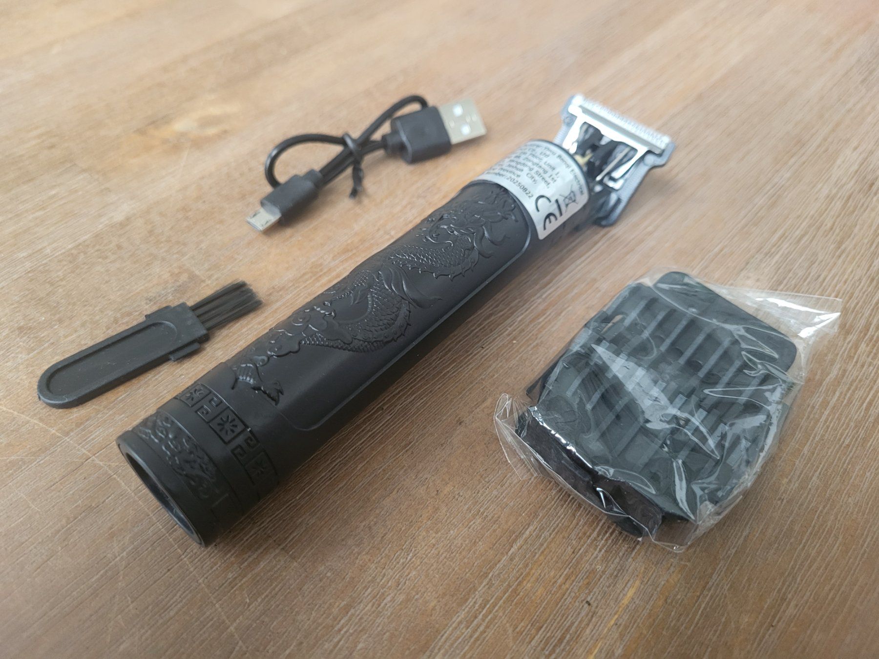 Rasoi & Lamette da barba: RASIERER TRIMMER HAARSCHNEIDER NEU – Nuovo e nell'imballaggio originale da Lommiswil venduto da Fridu_C