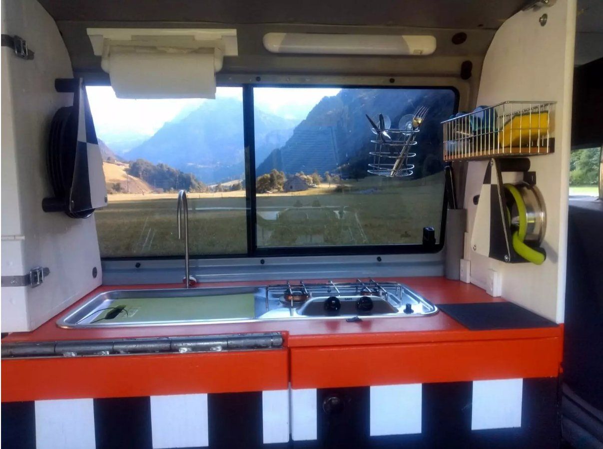 Servizi & Riparazioni: Camper VW Bus T4 zu vermieten – Usato da Stans venduto da thomin8989 2