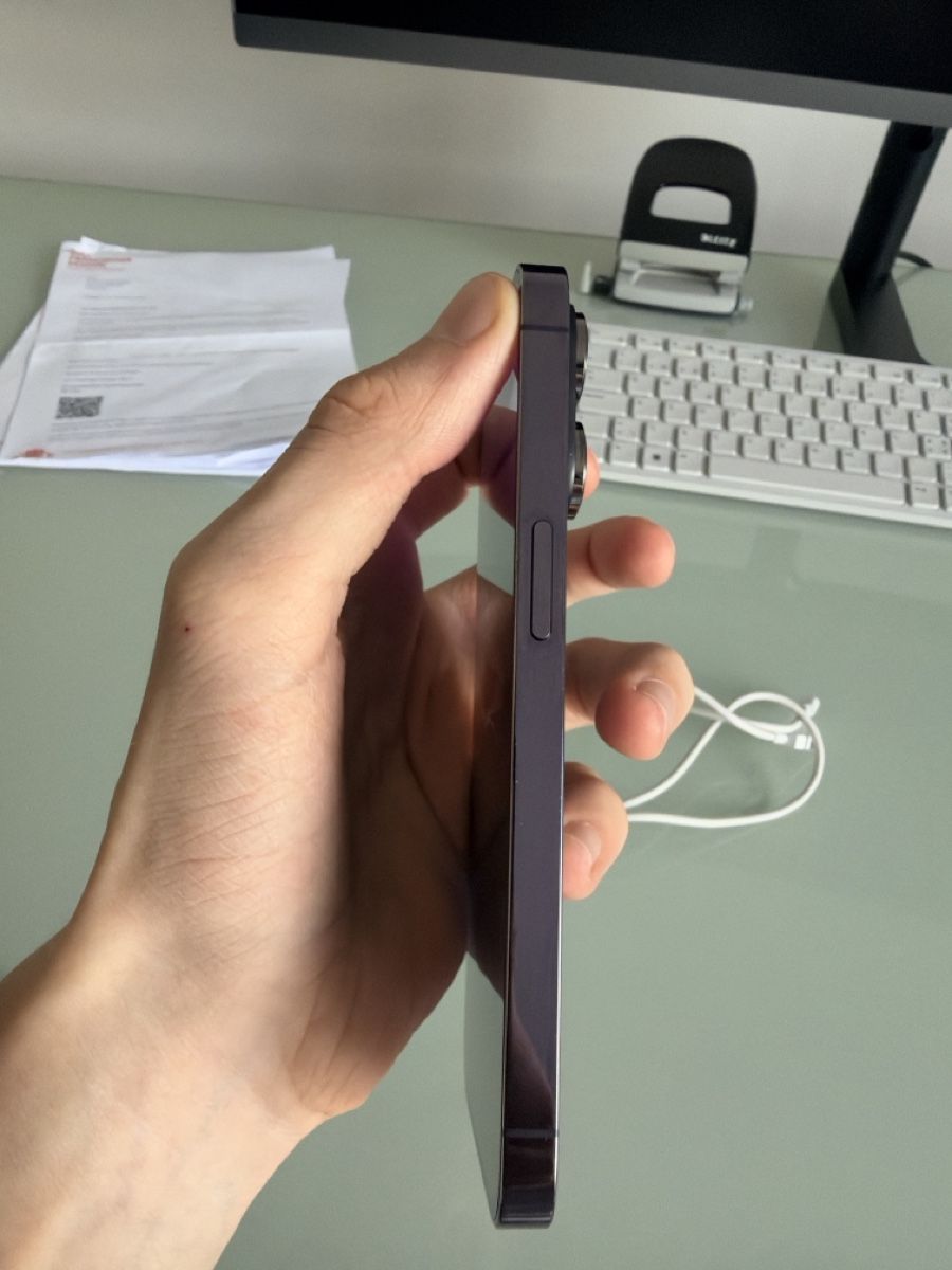 Apple Handys / Smartphones: Iphone 14 Pro 128GB Violet – Gebraucht aus Rothrist von phe_5z68 2