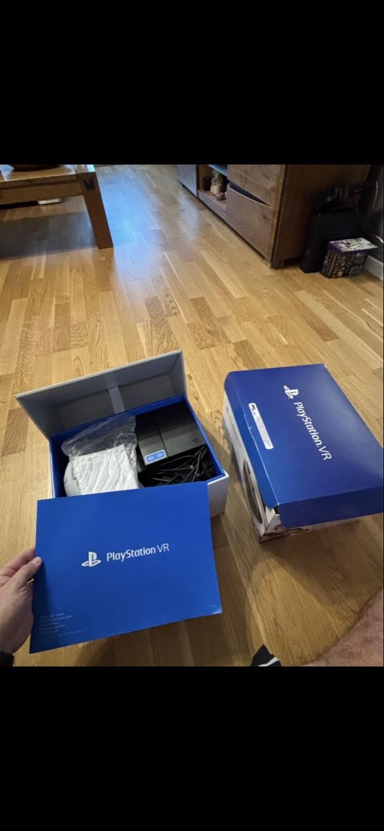 Sony Casco VR: PlayStation VR Set mit Aim Controller gebraucht – Usato da Untersiggenthal venduto da Medos-GameHub 2