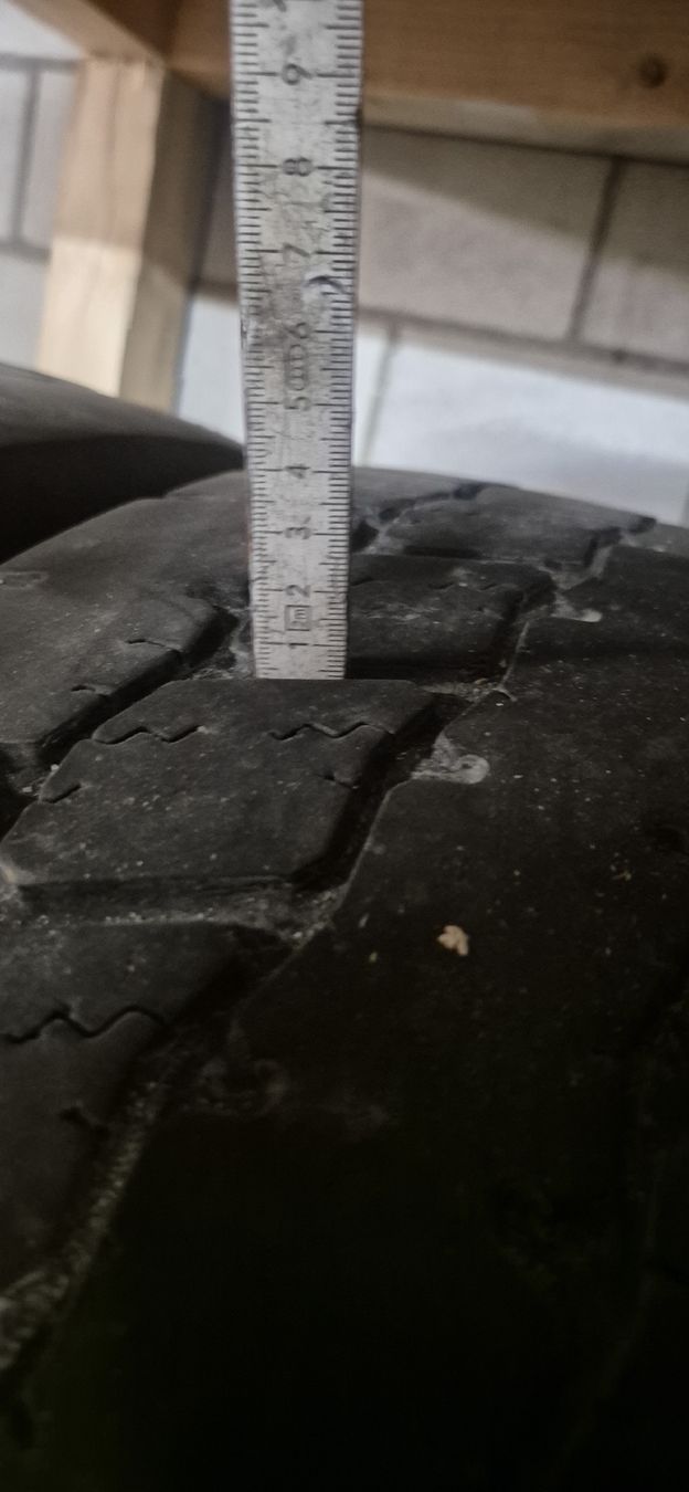 Michelin Pneumatici & Ruote complete: pneu 315/60 R22.5 – Usato da Hallau venduto da Janick_23 2
