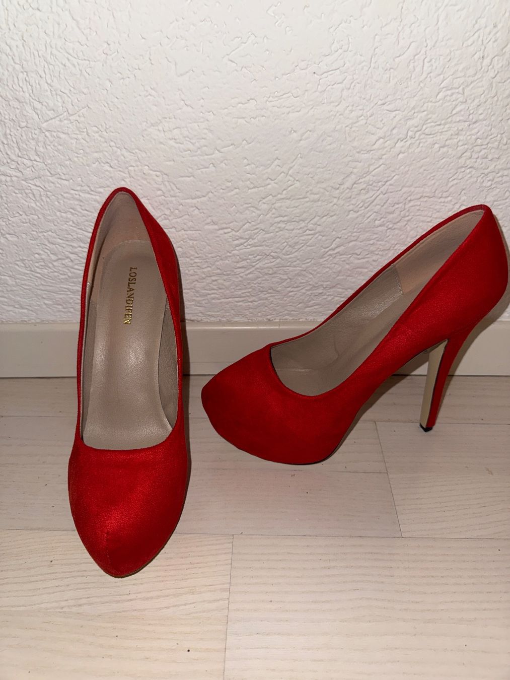 Scarpe da donna: High Heels rot Gr. 40 – Usato da Dietikon venduto da HIVE-Games