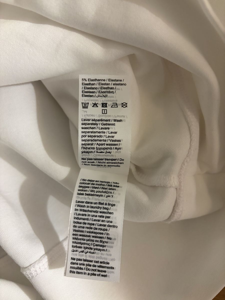 Lacoste Pullover & Sweatshirts: LACOSTE Oversized Fit Pullover Weiss Gr. 36 | Frische Frühli – Neu und originalverpackt aus Hünenberg See von Tower02 4