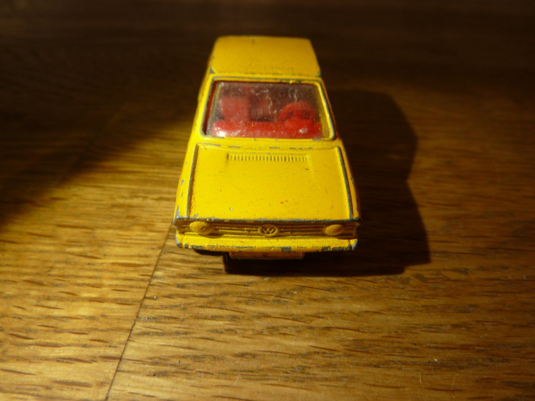 Corgi Toys Modellautos: Schweizer PTT VW Golf CORGI Juniors England – Gebraucht aus Hochfelden von swissice 3