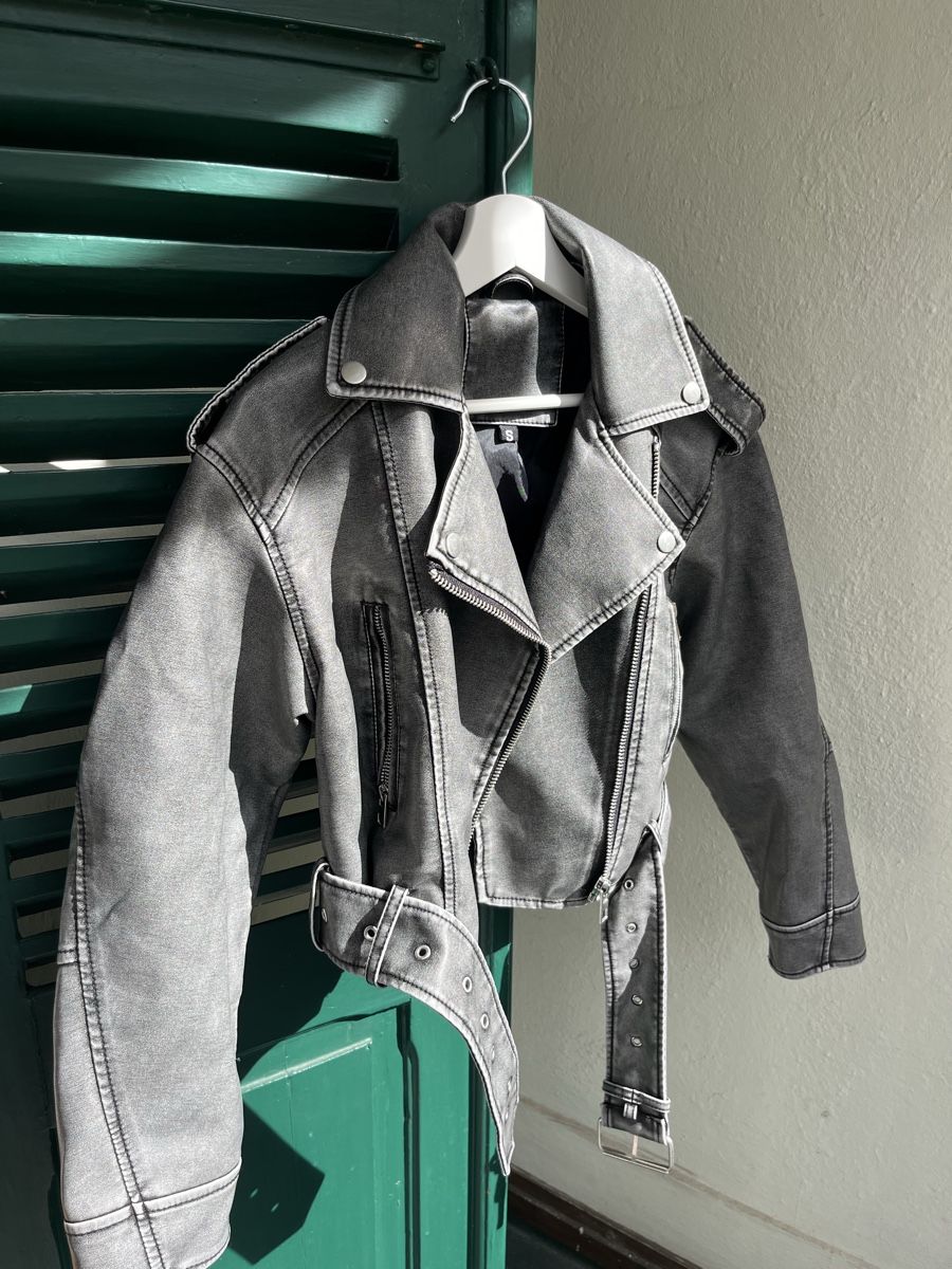 Giacche: Coole Biker Jacke im used Look – Usato da Bern venduto da valery_la_cherry 1