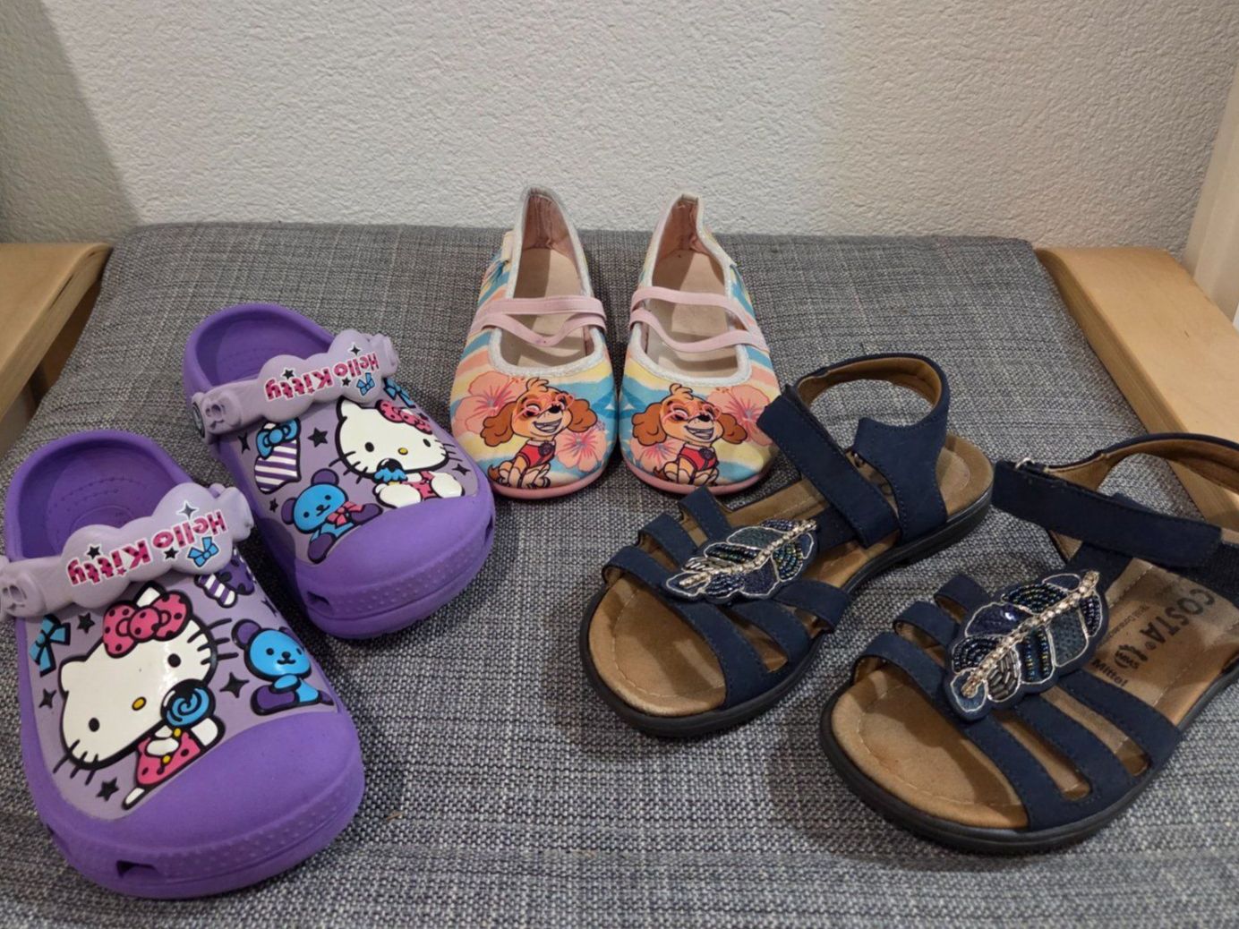 Scarpe per ragazzi: 7 Paar Kinderschuhe Grösse 30-33 – Usato da Thun venduto da el_gnom 8
