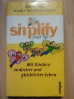 Mit Kinder einfacher und glücklicher Leben Tiki Küstenmacher