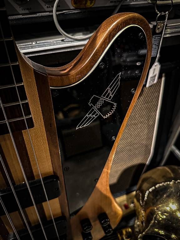 Epiphone Strumenti musicali: Epiphone T Bird Pro bass thunderbird – Usato da Montreux venduto da Alligator-AMPS 2
