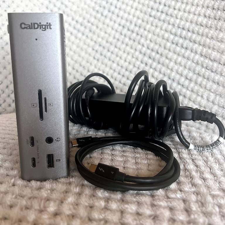 CalDigit Dockingstation: Dockingstation Thunderbolt 4 CalDigit TS4 18 Ports – Neu (gemäss Beschreibung) aus Elsau von sas_6xtr