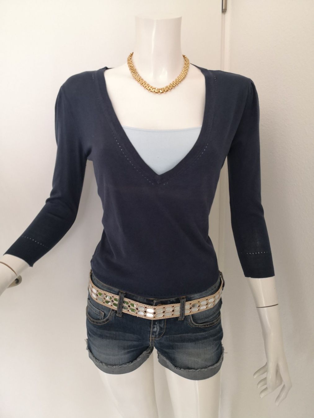 Mango Pullover & Sweatshirts: 🤩2 STK: MANGO STRICK-PULLOVER DUNKELBLAU SEIDE & TOP BLAU – Gebraucht aus Olten von Naja-Twins-Twins