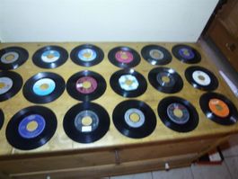 18 Single Bully Buhlan Luziano Zuccheri Sandra Stevie Wonder