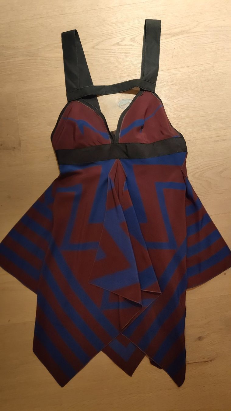 Louis Vuitton Vestiti: Louis Vuitton mini dress / top – Nuovo (secondo la descrizione) da Meilen venduto da Aphrodite87