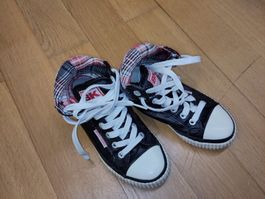 coole Sneakers Gr. 31 British Knights schwarz gebunden