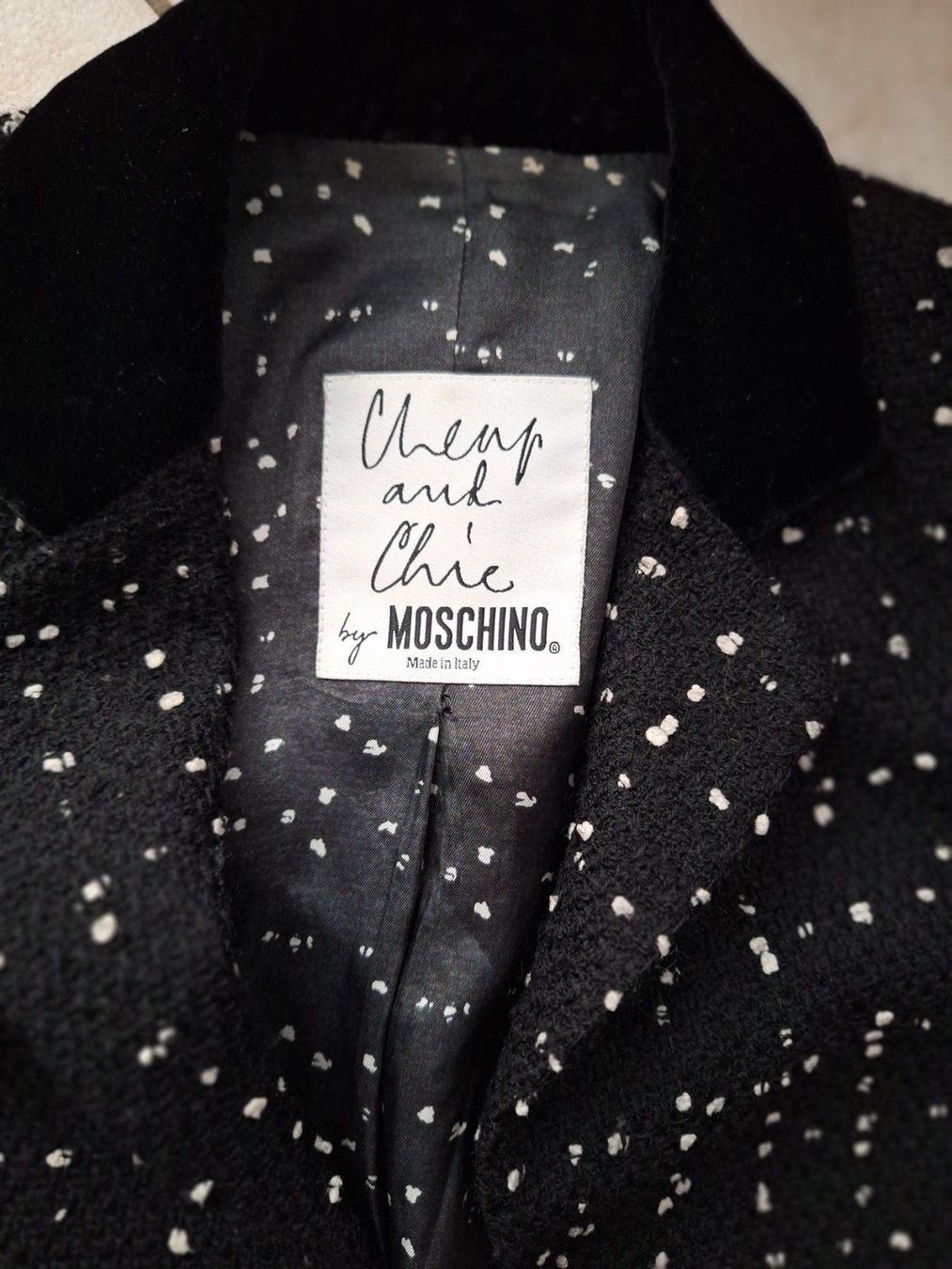 Moschino Giacche: Blaser CHEAP AND CHIC BY MOSCHINO 38 – Usato da St-Triphon venduto da Jldr0 5