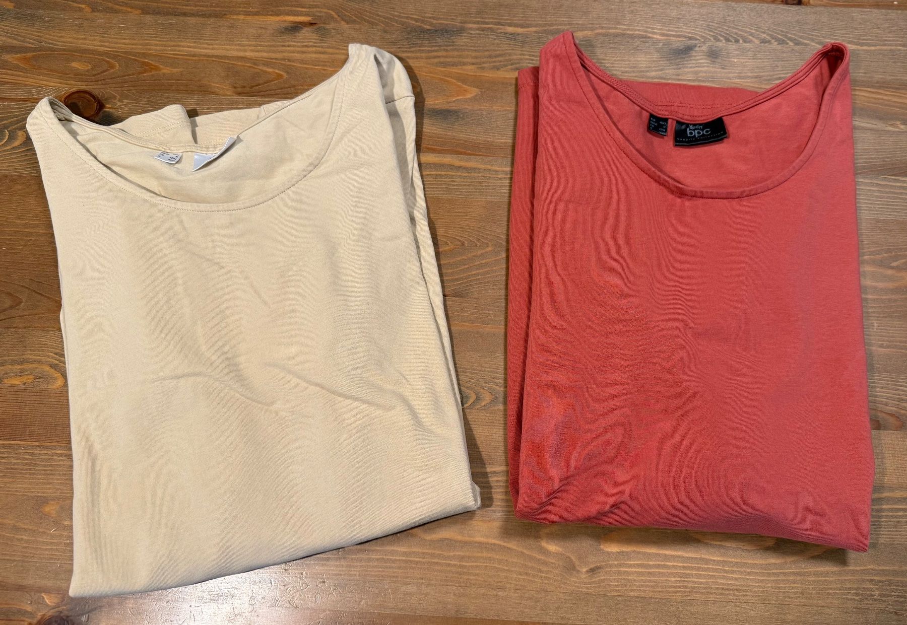 T-shirt: 2er Set bpc Langarmshirts - Grösse 40/42 resp. M – Nuovo (secondo la descrizione) da Altdorf UR venduto da Mini037 1