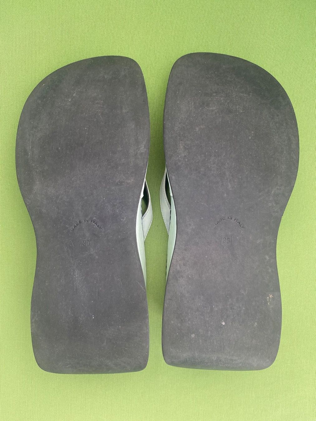 Damenschuhe: SUMMERTIME - stylische DÉBUT Flip-Flops mit Décor, linde, 36 – Gebraucht aus Winkel von ferrari2022 8