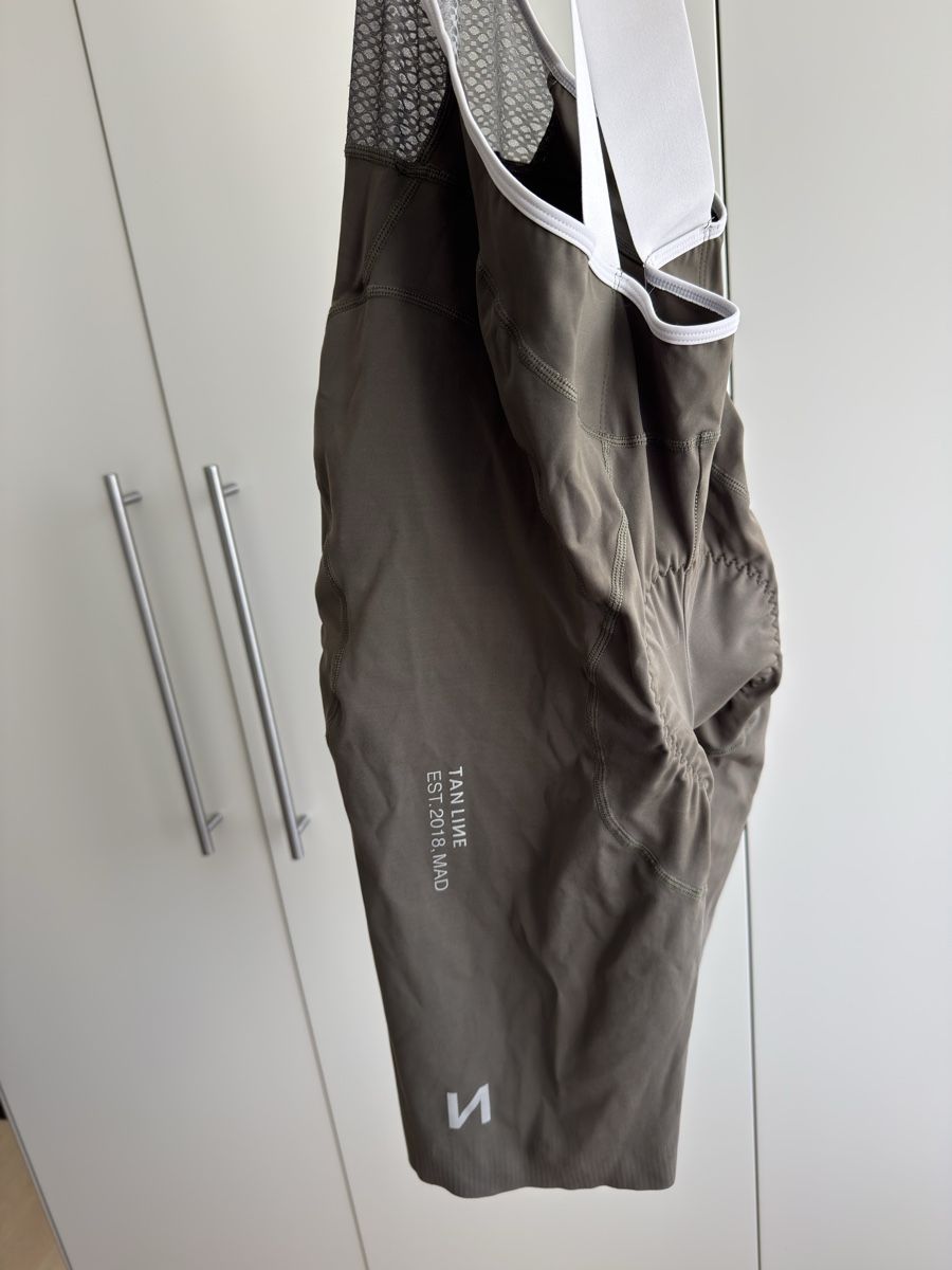 Pantaloni: Radhose TAN LINE Grösse M – Usato da Hombrechtikon venduto da Sven_Gerber 2