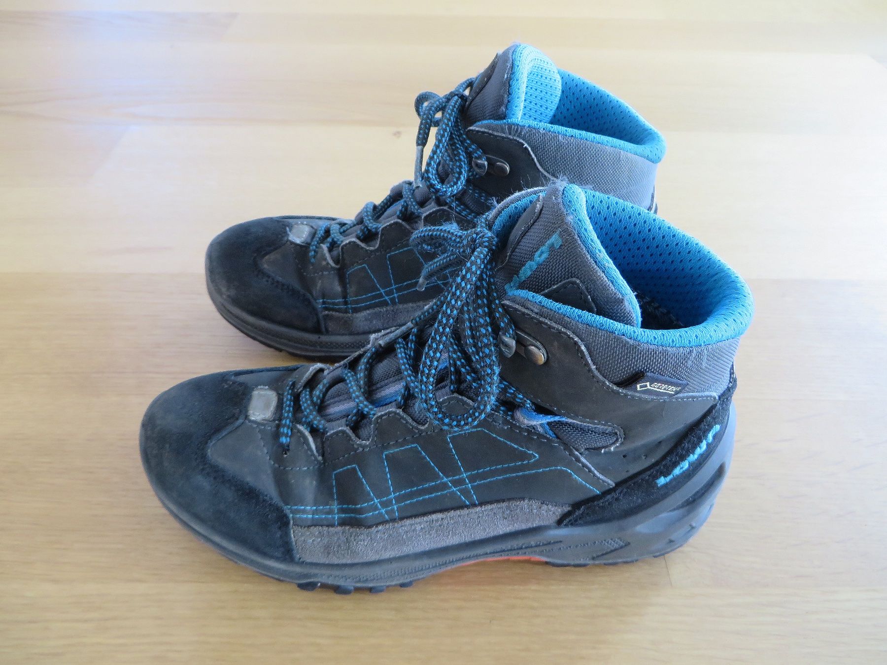 Lowa Scarpe da uomo: Wanderschuhe Lowa Gr. 35 – Usato da Rombach venduto da flor58 4