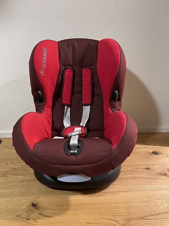 Seggiolini per auto: MaxiCosi – Usato da Widnau venduto da gre_fb8m 1