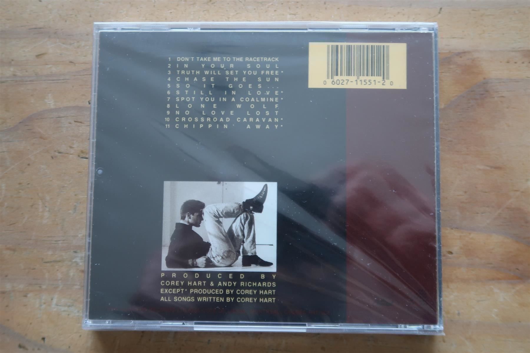 CDs: COREY HART - YOUNG MAN - NEUE CD – Neu und originalverpackt aus Basel von Patiscat 1